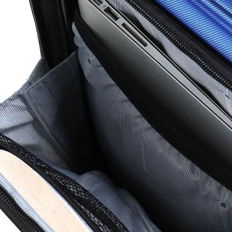 VALISE CAB  SHADOW 5.0 SOFT TR EXT 4DR 55CM BLEU