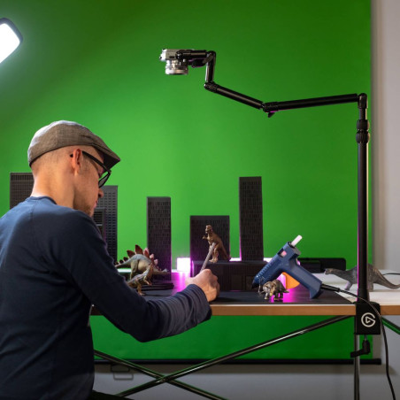 PIED MULTI-MONTAGE VLOGGING STREAMING / VLOGGING