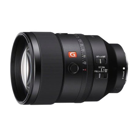 FE 135MM F 1.8 GM BLACK HYBRID LENS