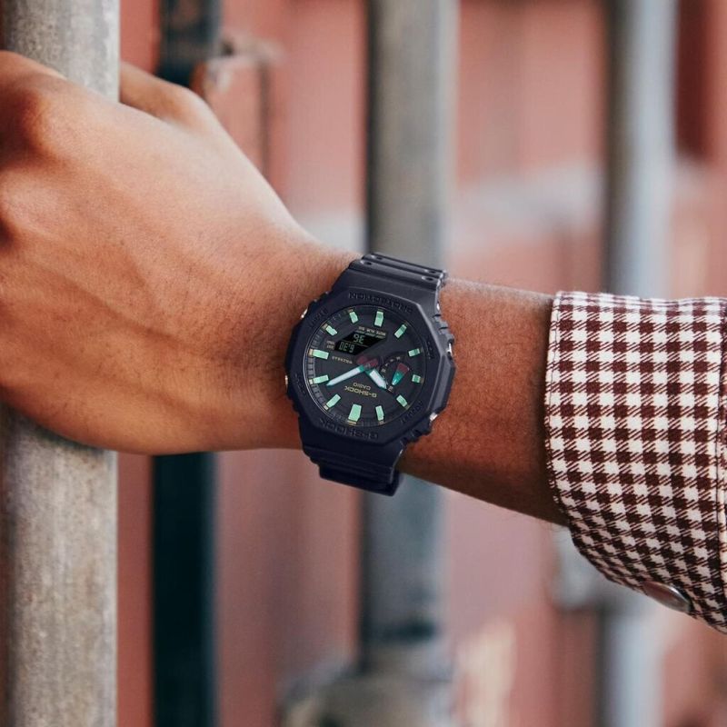 MONTRE HOMME G-SHOCK GA-2100RC-1AER CLASSIC RESINE NOIRE