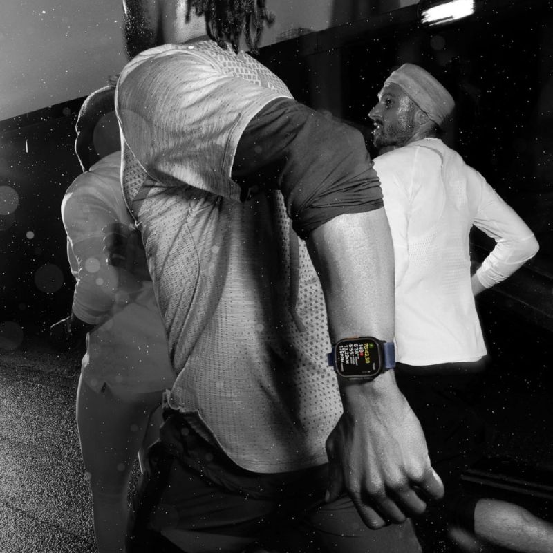 APPLE WATCH ULTRA 2 GPS + CEL49 MM TITANE NATUREL BRACELET ALPINE L