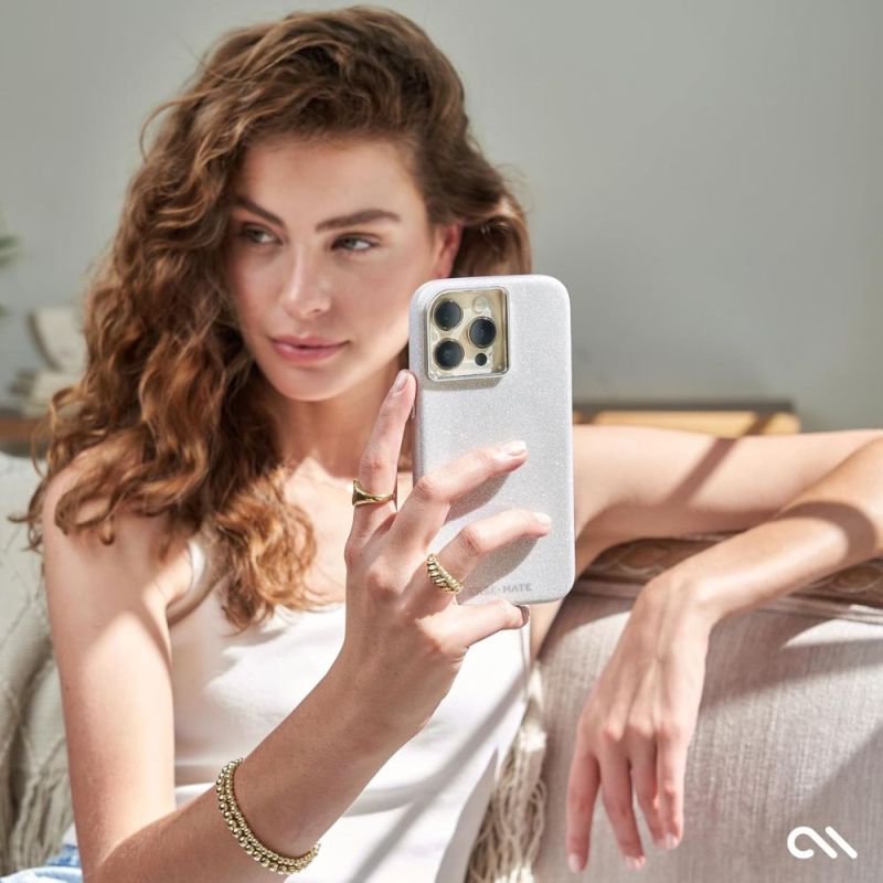 COQUE MAGSAFE POUR IPHONE 15 PRO MAX SILICONE SHIMMER IRIDESCENT