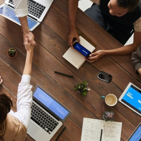 ROUTEUR POINT D'ACCES RESEAU M7350 V4 NOIR